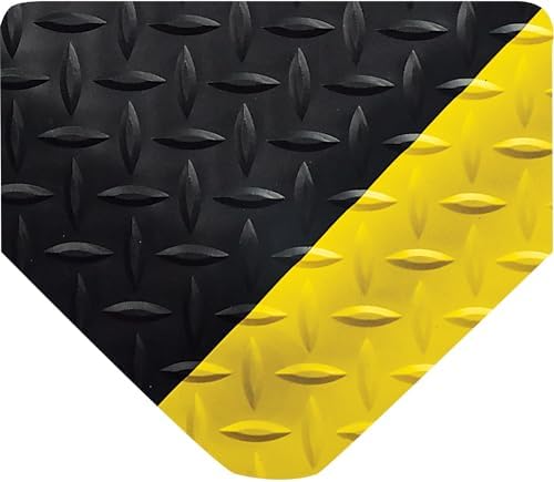 Wearwell Diamond-Plate Select Mat - Black/Yellow. Anti-Fatigue Workstation Mat. 3' W x 5' L x 9/16" Thickness. PVC Vinyl Surface with PVC Sponge. For Dry Industrial Use (495.916x3x5BYL) by Wearwell