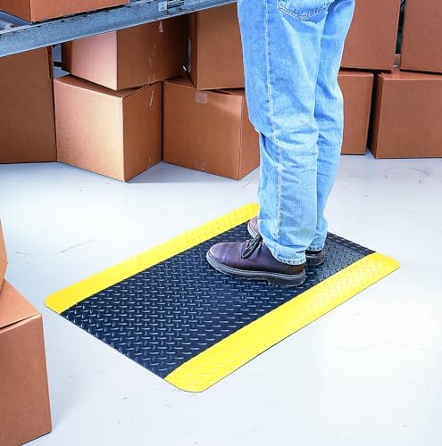 Wearwell Diamond-Plate Select Mat - Black/Yellow. Anti-Fatigue Workstation Mat. 2' W x 3' L x 9/16" Thickness. PVC Vinyl Surface with PVC Sponge. For Dry Industrial Use (495.916x2x3BYL) - Image 5